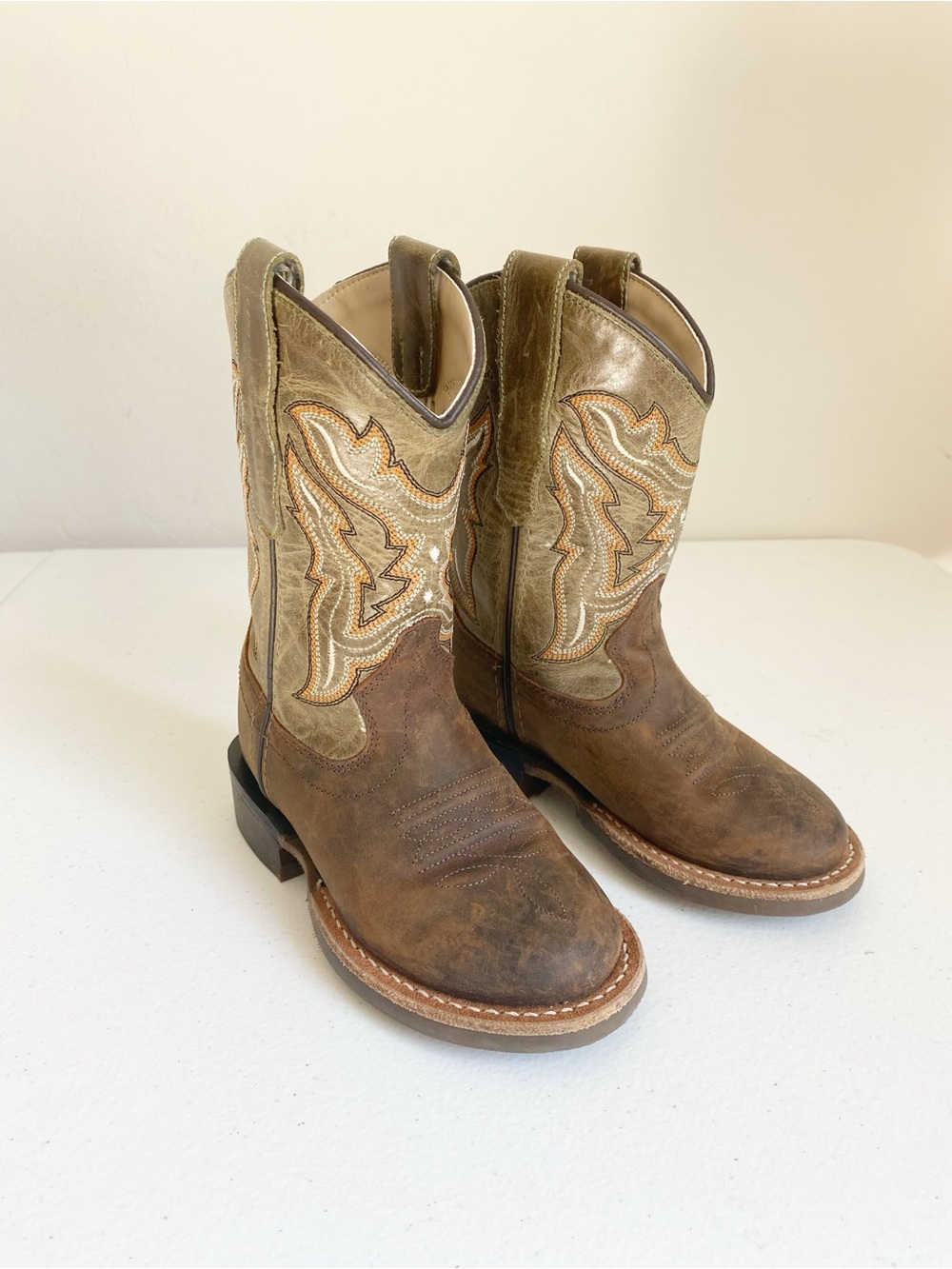 Old West Kids Broad Round Toe Leather Western Boots Tan Olive Size 8.5D
